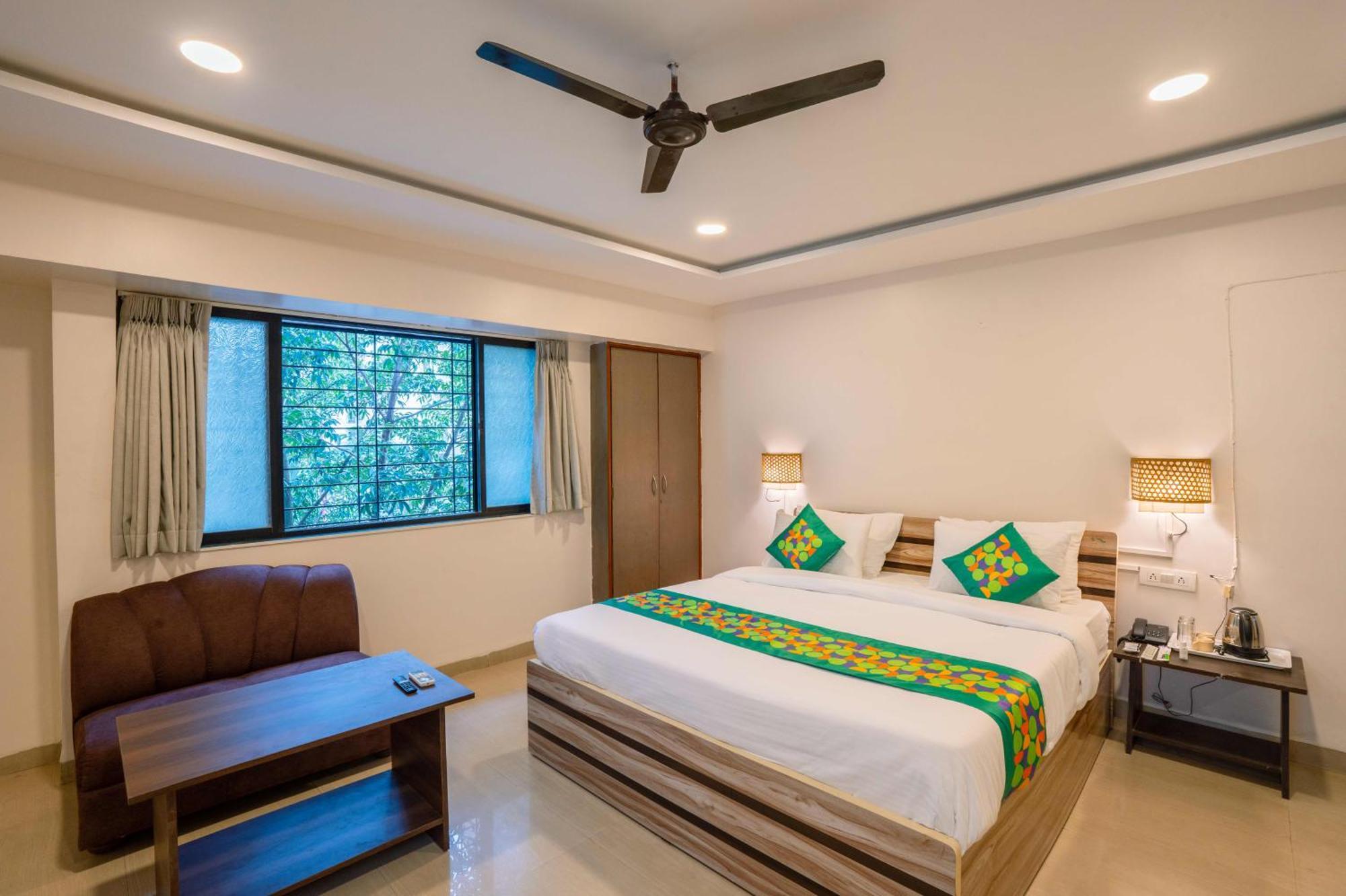 Treebo Royal Comfort Atithi Pune Eksteriør bilde