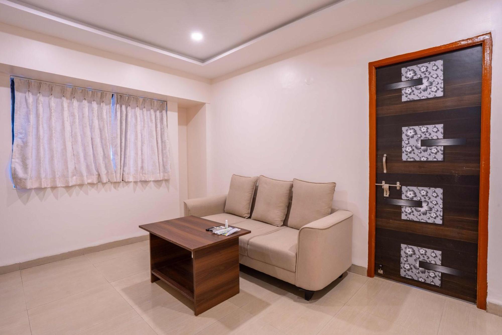 Treebo Royal Comfort Atithi Pune Eksteriør bilde