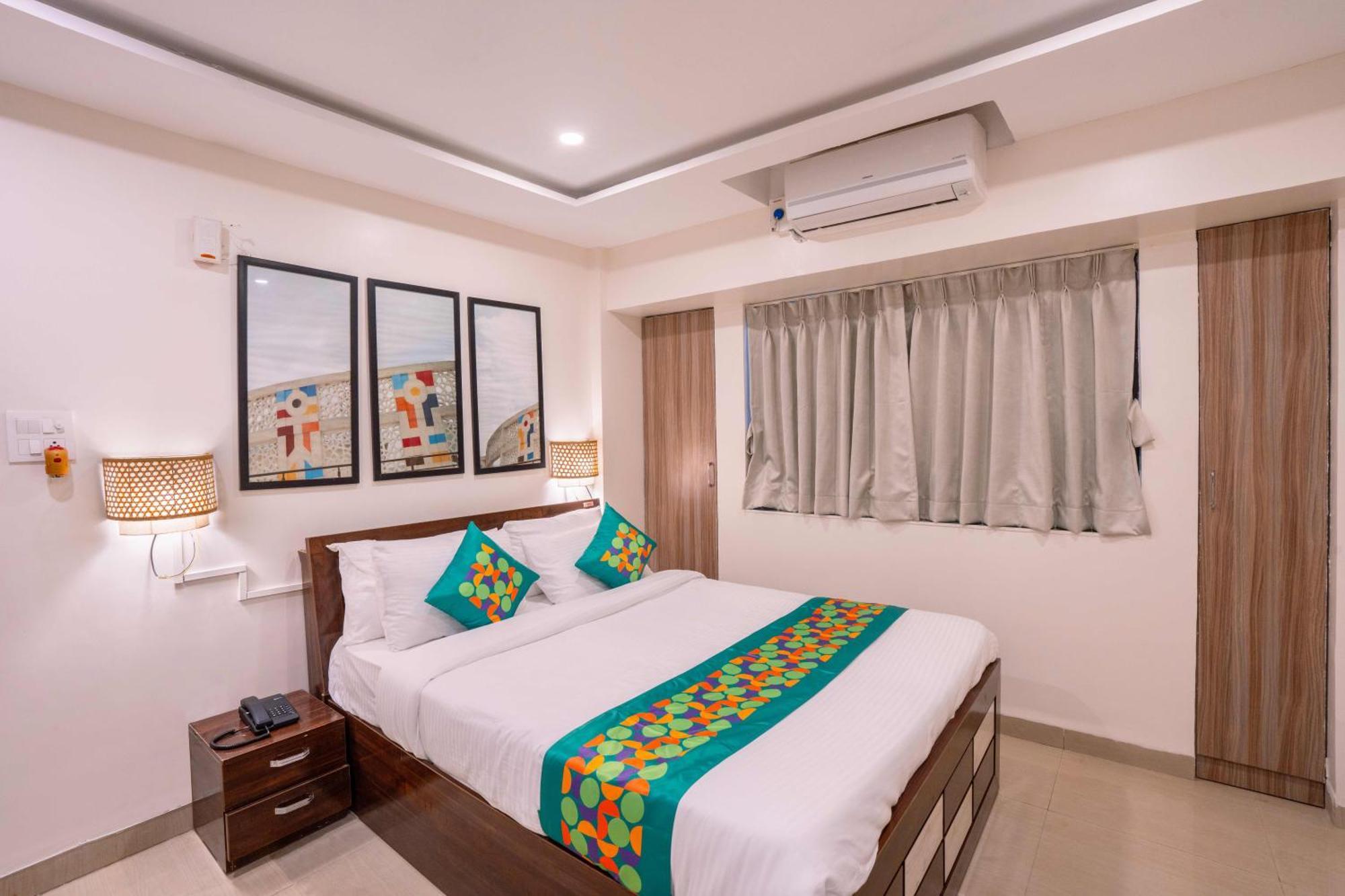 Treebo Royal Comfort Atithi Pune Eksteriør bilde
